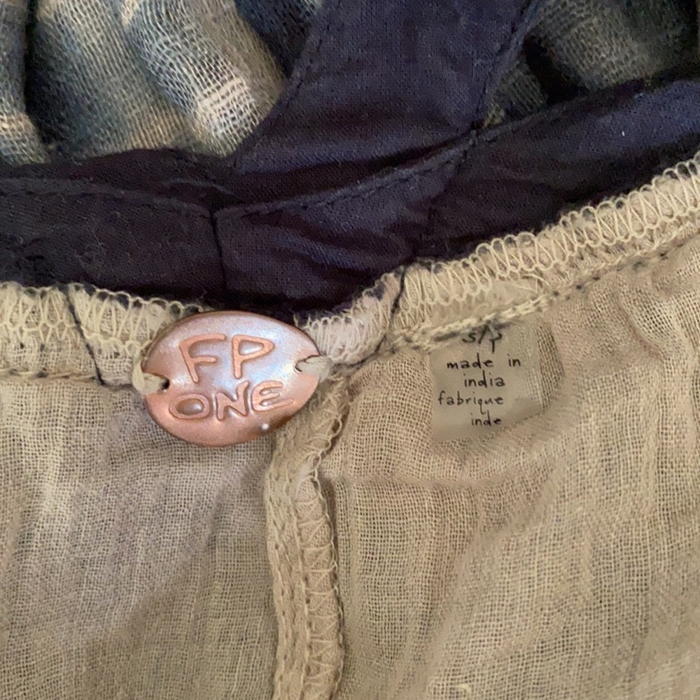 Free People - Picture 5 of 6